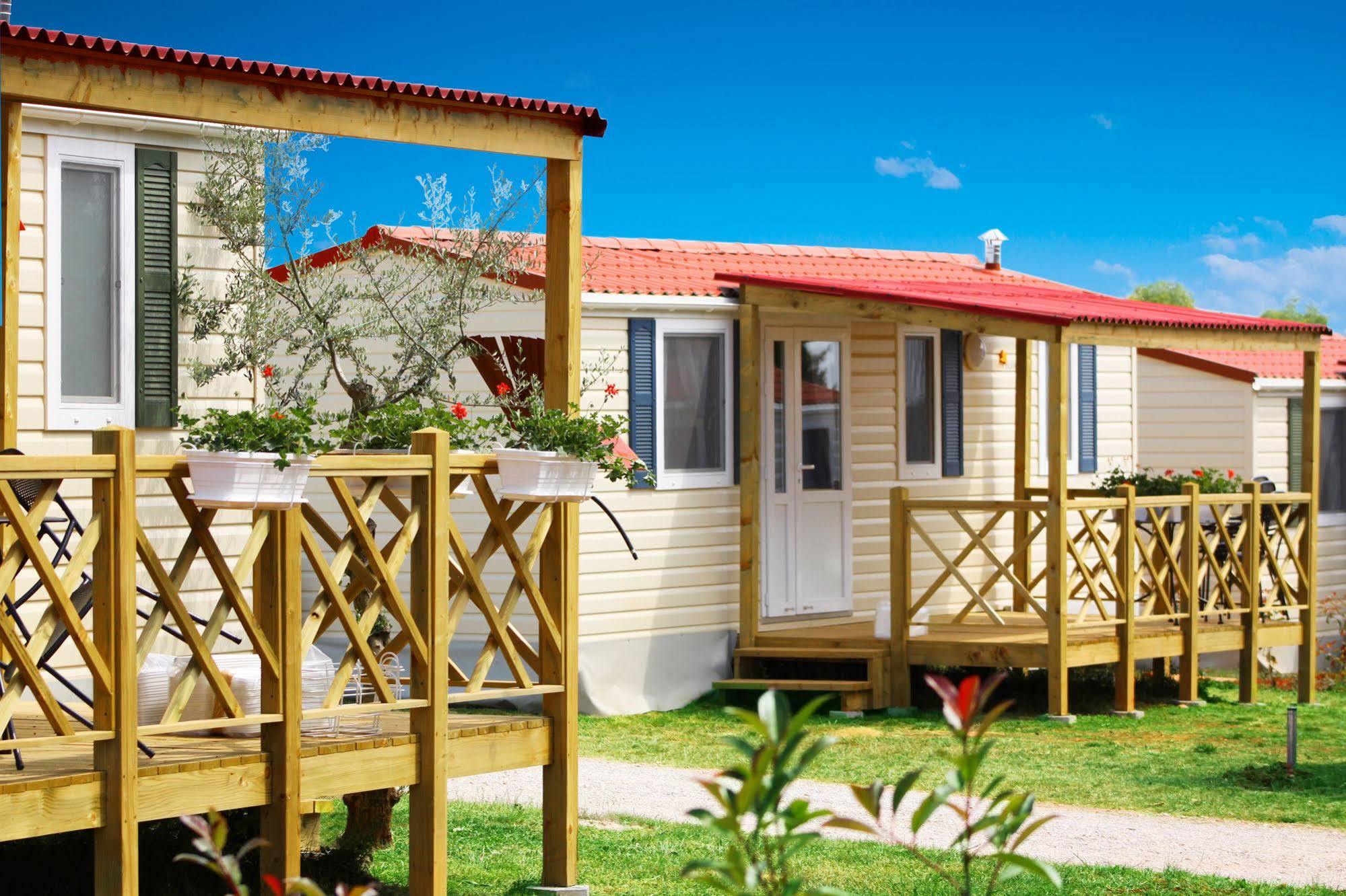Aminess Sirena - Holiday Homes Classic Novigrad  Екстер'єр фото
